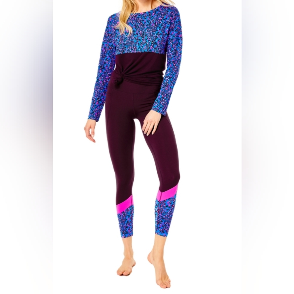 Lilly Pulitzer Cherry Ganache Weekender High Rise 26" leggings.